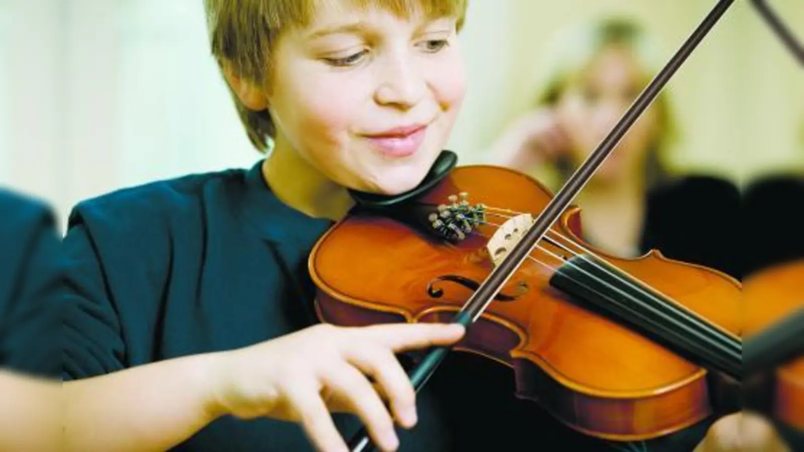 Geht es nach dem BLLV und dem Bayerischen Musikrat muss u.a. der Musikunterricht eine Aufwertung erfahren. (Foto: photos.com)