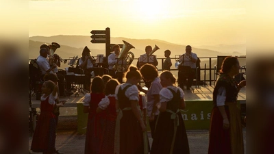 ADAC Tourismuspreis-Gewinner 2017: Bodenmais überzeugte mit seinem Projekt „Blasmusikkapelle gesucht“. (Foto: Woidlife)