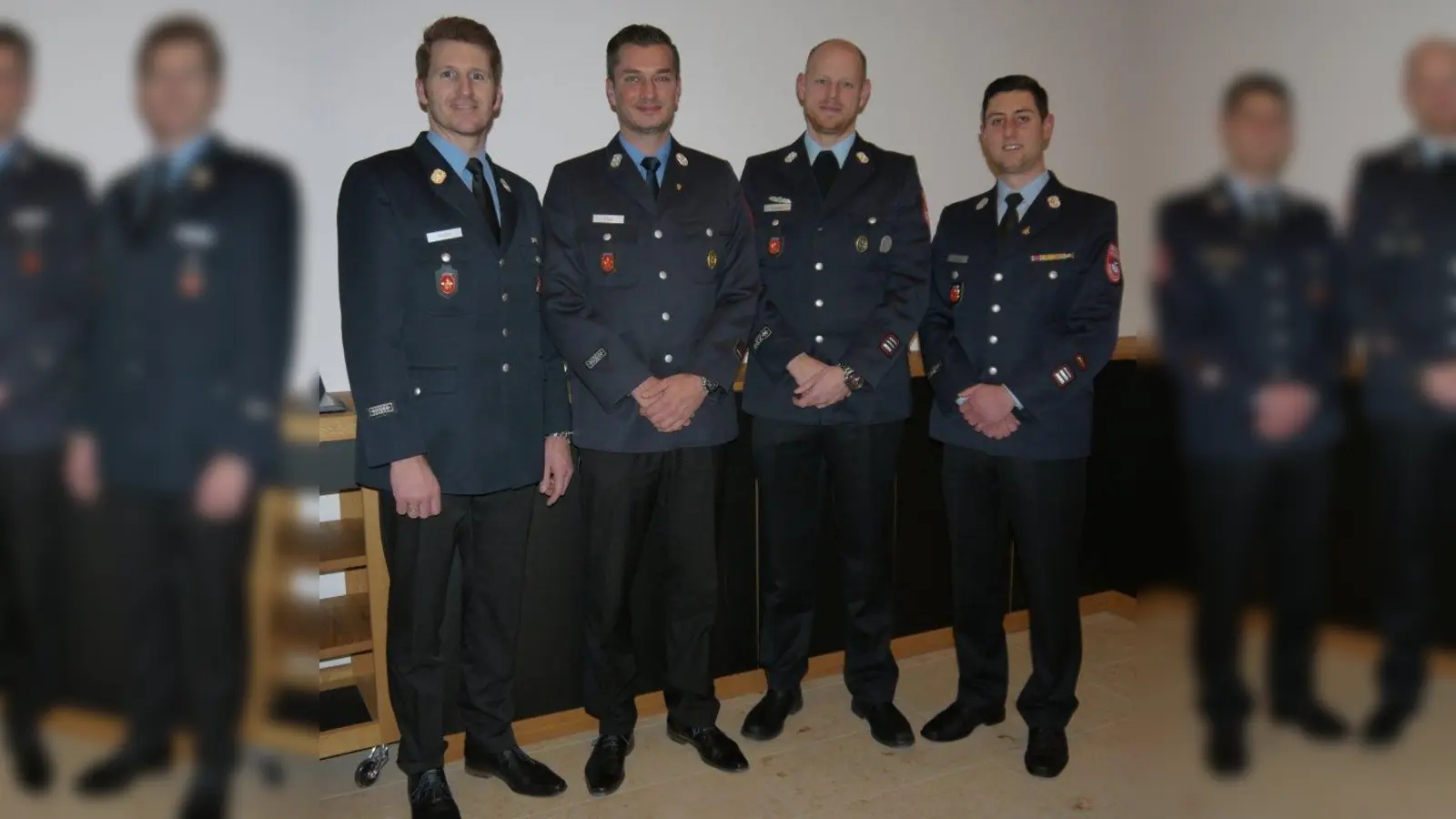 Sie vertreten die beiden Ortswehren, von links: Florian Kleber und Stefan Feigl, 1. und 2. Kommandant von Breitbrunn, Martin Wastian und Daniel Pleyer, 2. und 1. Kommandant von Herrsching. (Foto: pst)