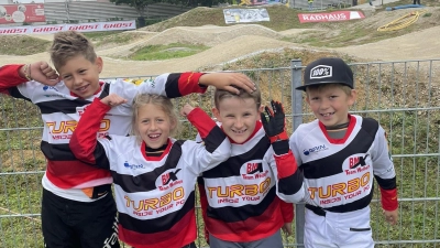 Die Fahrer des BMX-Teams Weilheim (v.l.): Maximilian Pain, Antonia Pain, Jonah Kott und Maximilian Trippel.<br> (Foto: Kott)