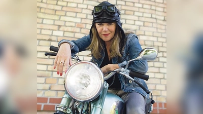 Angelika Beier mit ihrem Programm »zwischen Sex und 60«.	 (Foto: www.beier-solo.de)