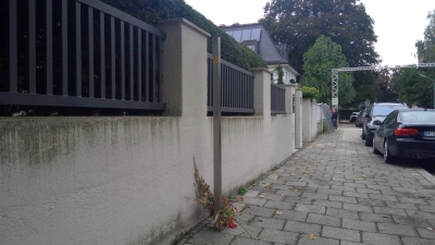 Das Erinnerungszeichen für Ruth Levinger in der Gaußstraße 3. Die Bogenhauserin wurde im September 1940 von den Nationalsozialisten ermordet. (Foto: bs)