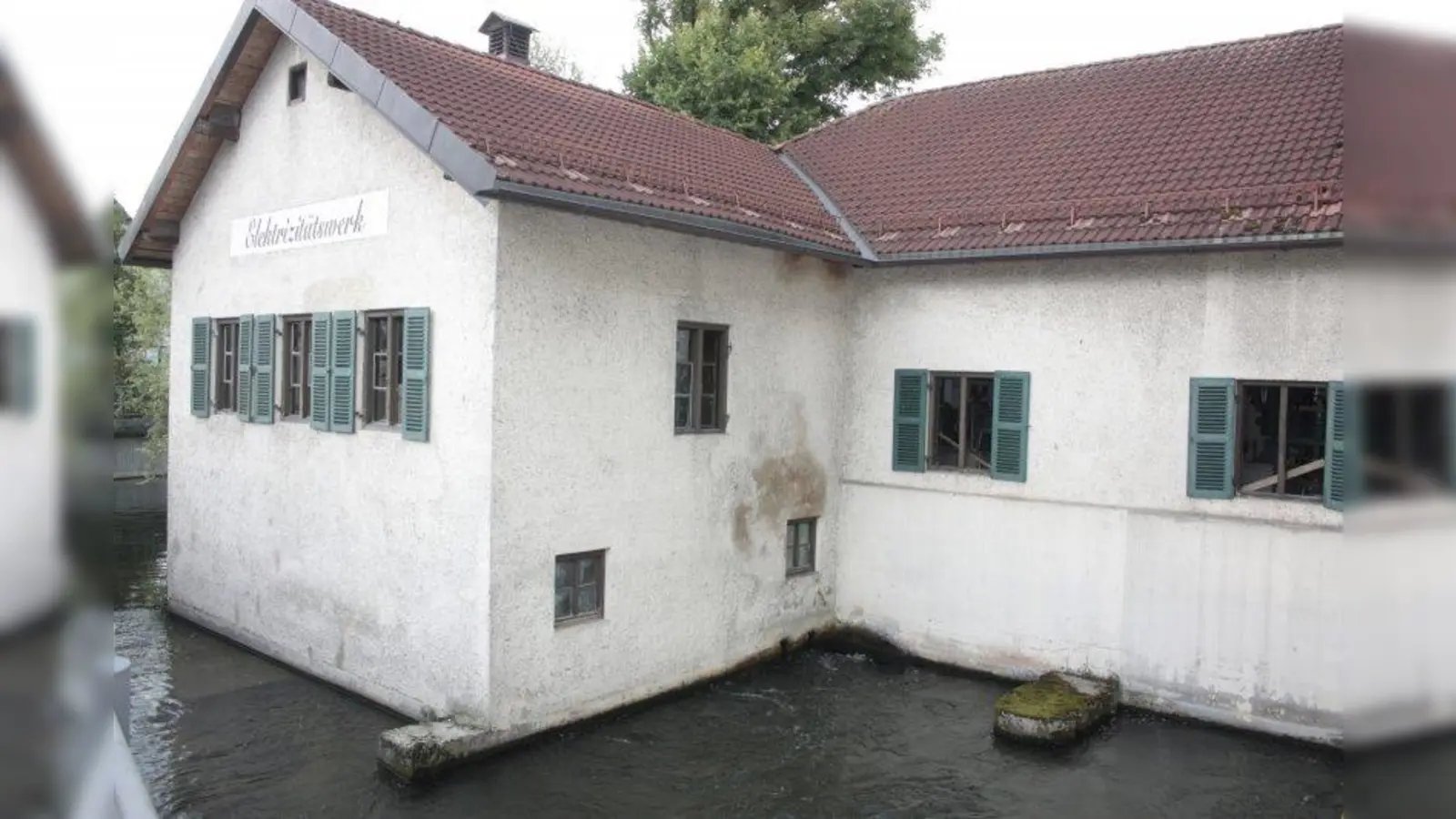 Das alte Gautinger E-Werk an der Würm wurde 1910 anstelle der noch älteren Dorfmühle gebaut. (Foto: job)