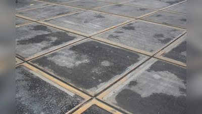 2025 wird an der Kreuzung zur Agnes-Bernauer-Straße ein Gleiskreuz mit Gleisbögen zum Abbiegen gebaut. (Foto: job)