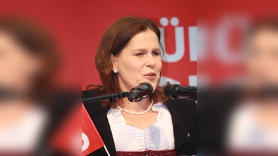 Bürgermeisterin Verena Dietl: „Wir können sofort auf unsere Olympischen Spielstätten zurückgreifen, weil wir sie nicht haben verrotten lassen.” (Foto: job)