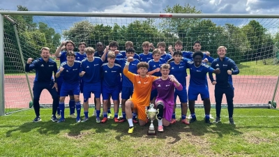 Mit vier Siegen in vier Spielen hat sich der bayerische U17-Junioren-Förderkader in der Sportschule Oberhaching erneut zum Süddeutsche Meister gekrönt. (Foto: Tina Lechner/BFV)
