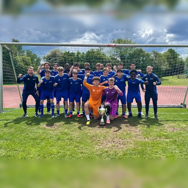 Mit vier Siegen in vier Spielen hat sich der bayerische U17-Junioren-Förderkader in der Sportschule Oberhaching erneut zum Süddeutsche Meister gekrönt. (Foto: Tina Lechner/BFV)