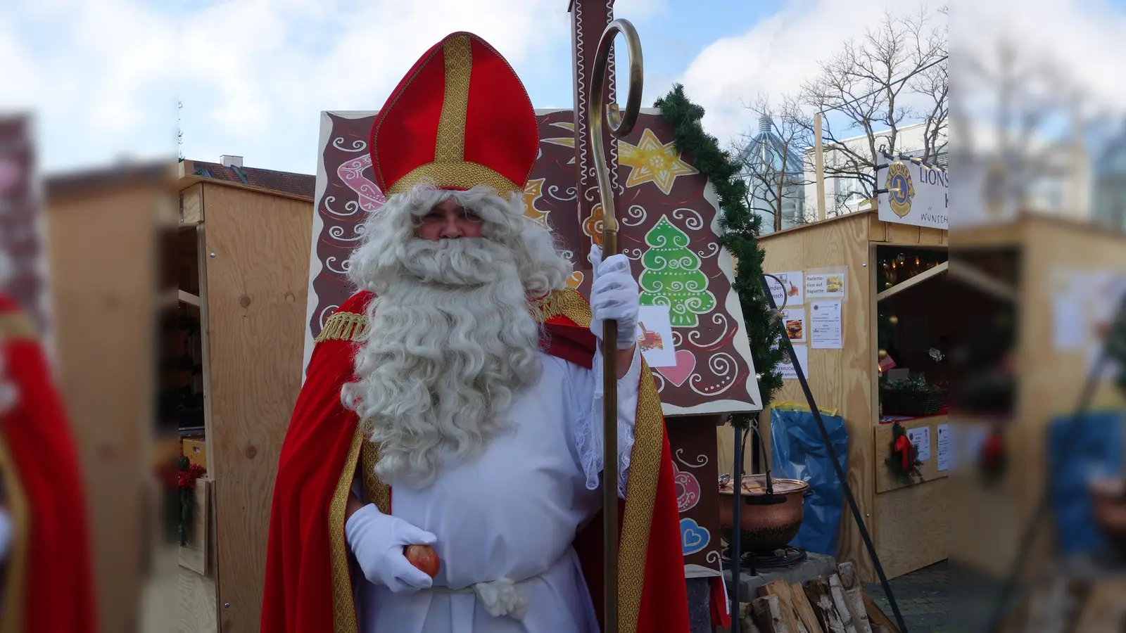Wer noch vergeblich nach einem Nikolaus sucht, wird vielleicht bei der ZAV-Künstlervermittlung fündig. (Foto: hw)