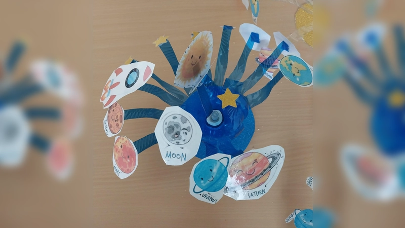 Weltraum-Nachtlichter wieder dieses wurden beim Ferienprogramm der AWO Germering gebastelt. (Foto: AWO Germering)