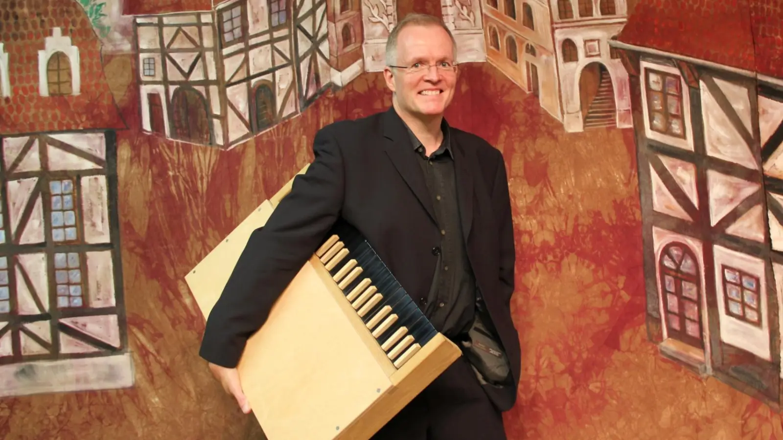 Thomas Rothfuß spielt am Faschingssonntag in St. Stephan auf der Orgel. (Foto: pi)