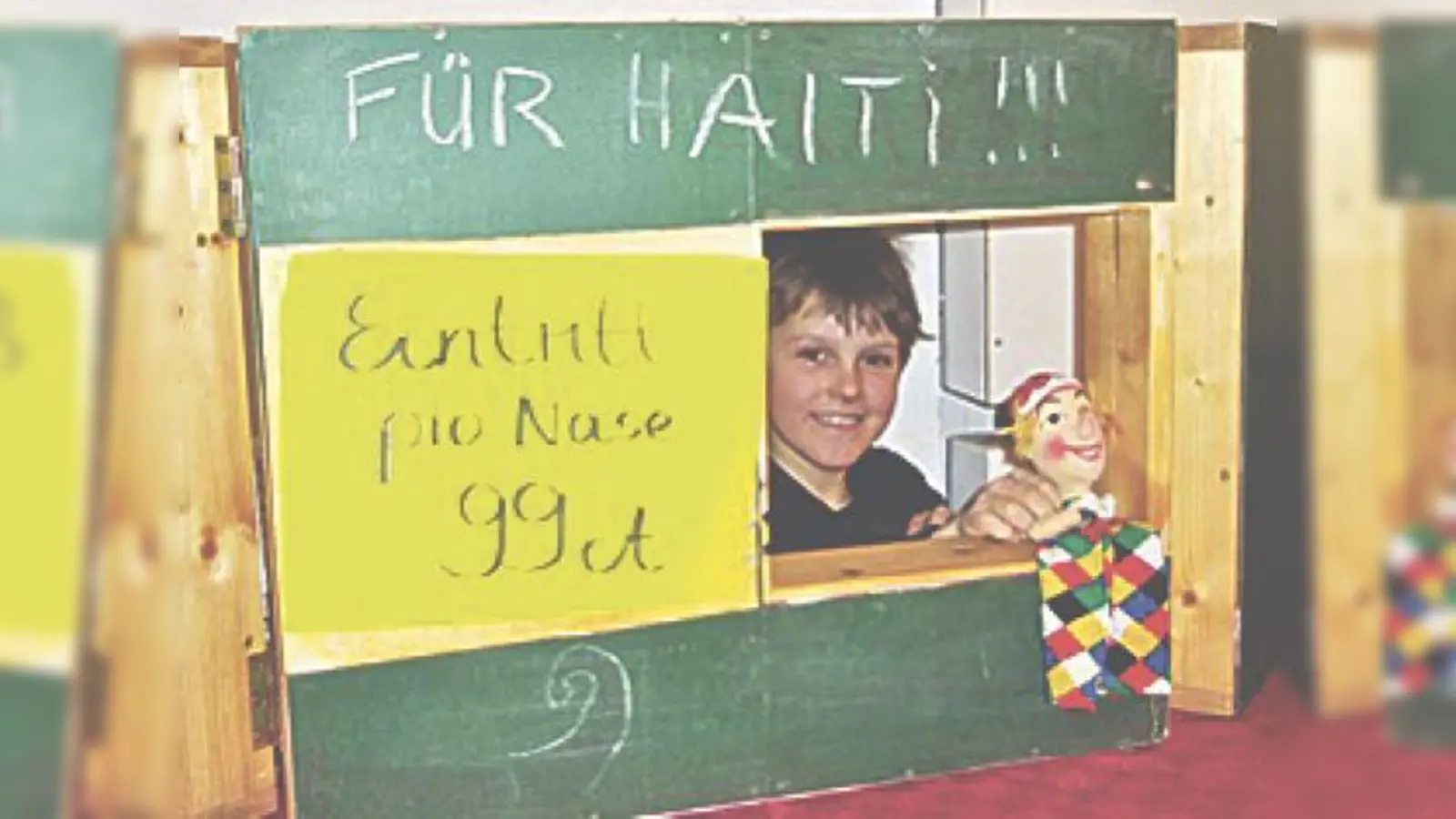 Für Unterhaltung bei den kleinen Flohmarktbesuchern sorgte ein Kasperltheater. (Foto: Privat)