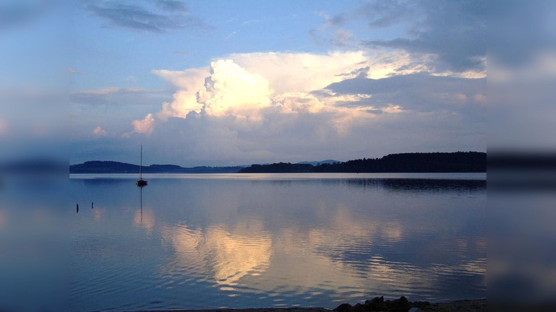 Der Stausee Lipno liegt im Südwesten der Tschechischen Republik. (Foto: Leonce49, CC BY-SA 2.0 de)
