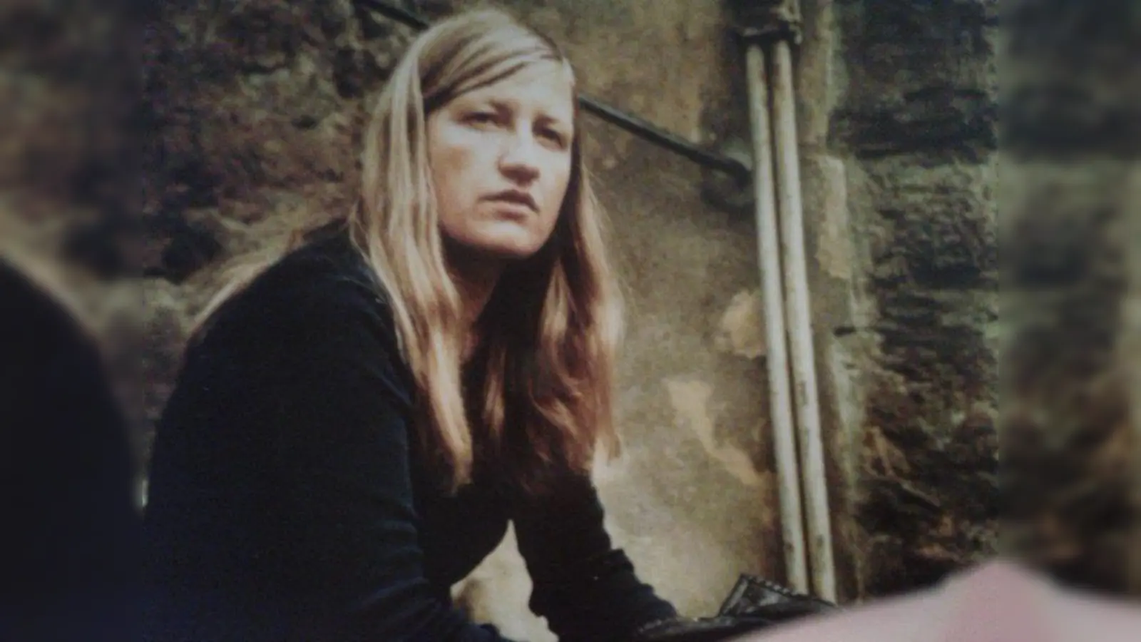 Die junge Gisela Forster auf dem Sprung zur Künstlerin. (Foto: Forster)