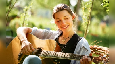 Ronja Anders tritt am Donnerstag, 20. April, bei „die Bühne” im EineWeltHaus auf. (Foto:  © Heiko Grandel )