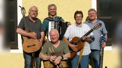 SOL ist spanisch die Sonne, französisch der Boden und zuhause sind die Musiker in Deutschland im Landkreis Erding.   (Foto: VA)