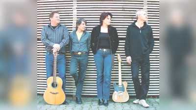 Die drei Grafinger Rudi Baumann, Günther Skitschak und Gundula Schuler bilden zusammen mit dem Pianisten Bruno Renzi aus  Wasserburg das Quartett »The BRaSS«. 	 (Foto: VA)