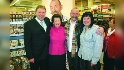 Ralph Ulbricht, Werbe-Spiegel-Verlegerin Gudrun Dangl, Horst Lichter und Ines Keller freuen sich über einen gelungenen Abend. (Foto: ls)