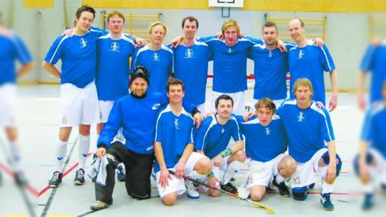 Die „Wikinger“ vom PSV München: (hinten v.l.) Olli Harju, Franz Mayer, Patrick Lundberg, Robert Pfaller, Jukka Sandelin, Johannes Dieringer, Goeran Wennerberg (Vorne v.l.) Thomas Doriath, Peter Hamm, Karsten Roscher, Love Lundin und Jonas Unger. (Foto: pi)