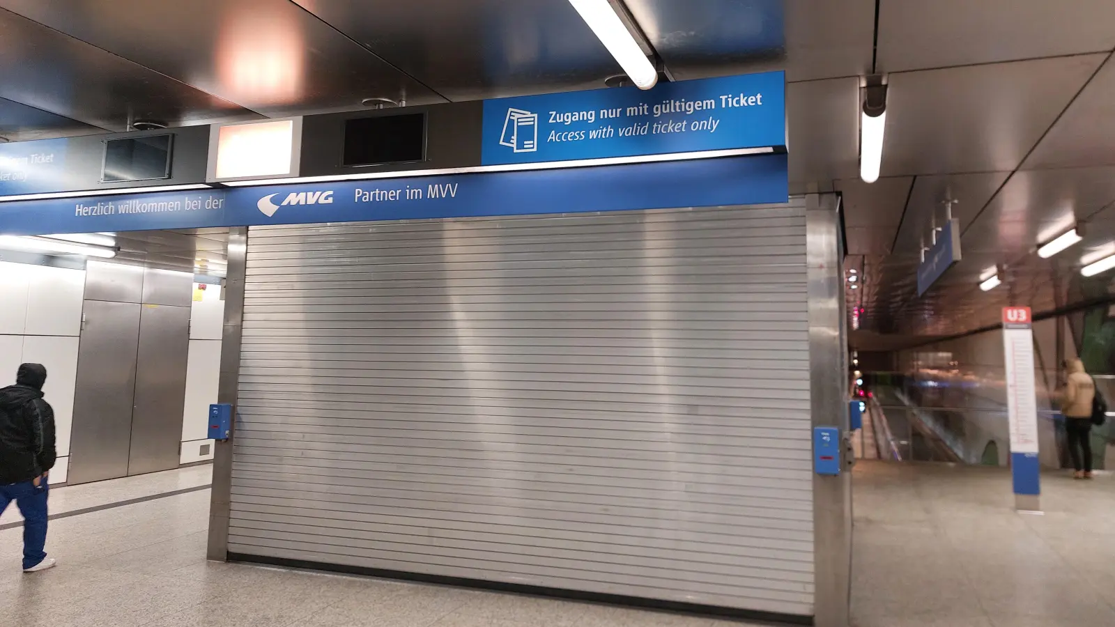 „Heute geschlossen” heißt es auch in Moosach: Die U-Bahn wird in München am 2. Februar voraussichtlich gar nicht fahren. (Foto: dm)