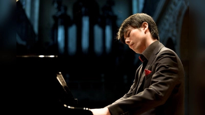 Kultur im Schloss Seefeld freut sich sehr, diesen außergewöhnlichen Pianisten als grandioses Schlusslicht der Frühjahrssaison präsentieren zu dürfen. (Foto: Yoshie Kuwayama)