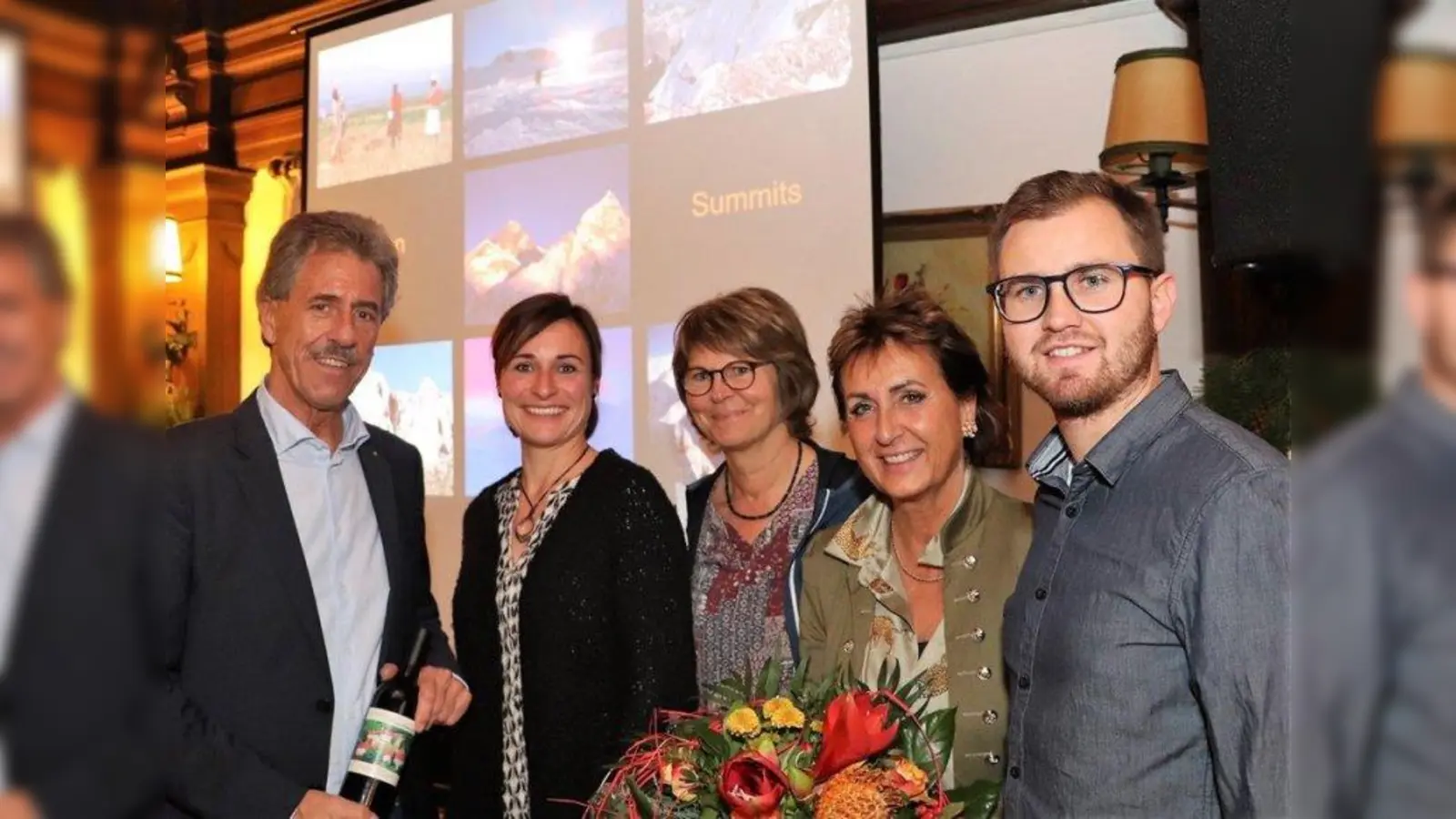 Dr. Karl Flock, Katharina Klitzner, Sieglinde Köhler, Angelika Flock und SVW-Vorstand Georg Guggemos (von links). (Foto: Josef Schmid)