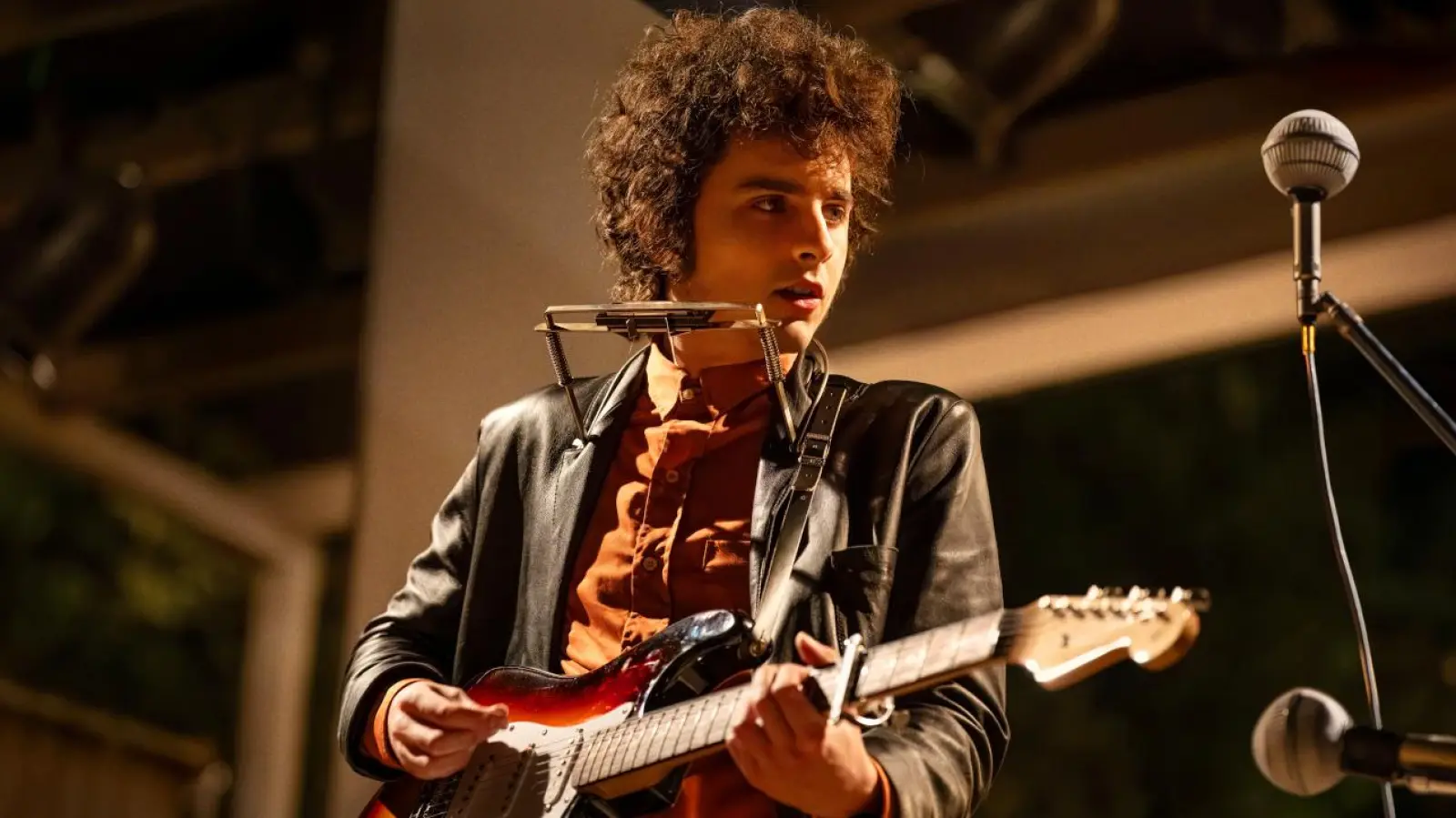 Kulturelle Umbrüche und eine dynamische Musikszene empfangen den 19-jährigen Bob Dylan aus Minnesota. (Foto: Disney)