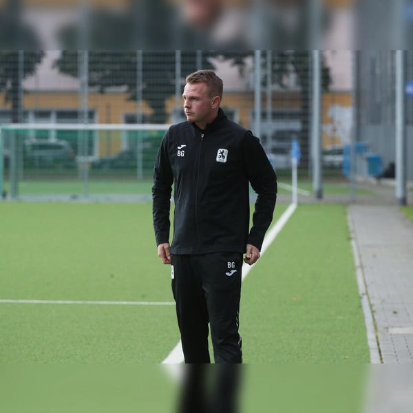 Enttäuscht: Amateur-Löwen-Trainer Josef „Beppo“ Gutsmiedl. (Archivbild: Anne Wild)