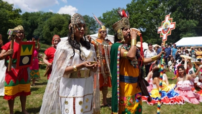 Das Festival bietet eine kulturelle Reise durch die Anden mit Musik, Tanz, Traditionen und kulinarischen Spezialitäten.  (Foto: Asociación Cultural Peruana "Chasqui" e.V.)