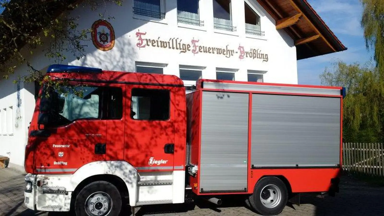 Die Freiwillige Feuerwehr Drößling hat nun sein neues Löschfahrzeug erhalten. Am Sonntag, 28. Mai, wird dies gebührend gefeiert. (Foto: FFW Drößling)