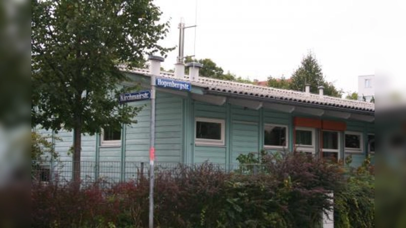 Laim hat Riesendefizite an Plätzen für Kinder. Anstelle des Kindergartens in der Hogenbergstraße soll deshalb nach dem Willen des Laimer BA ein Haus für Kinder, Jugendliche und Kulturschaffende entstehen. (Foto: tg)