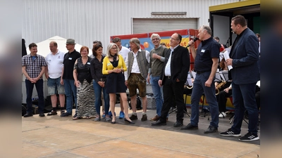 Eine gemeinsame organisatorische Meisterleistung war das 4. Rie-West-Fest in Riemerling. (Foto: VA)