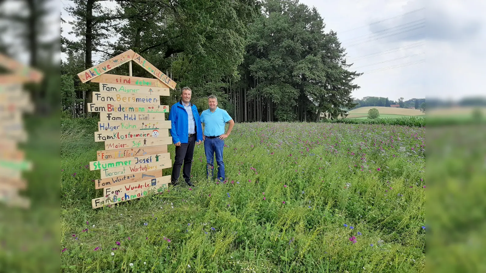 Der stellvertretende BBV Kreisobmann Michael Hamburger und Landwirt Thomas Bachmaier. (Foto: Michael Hamburger)