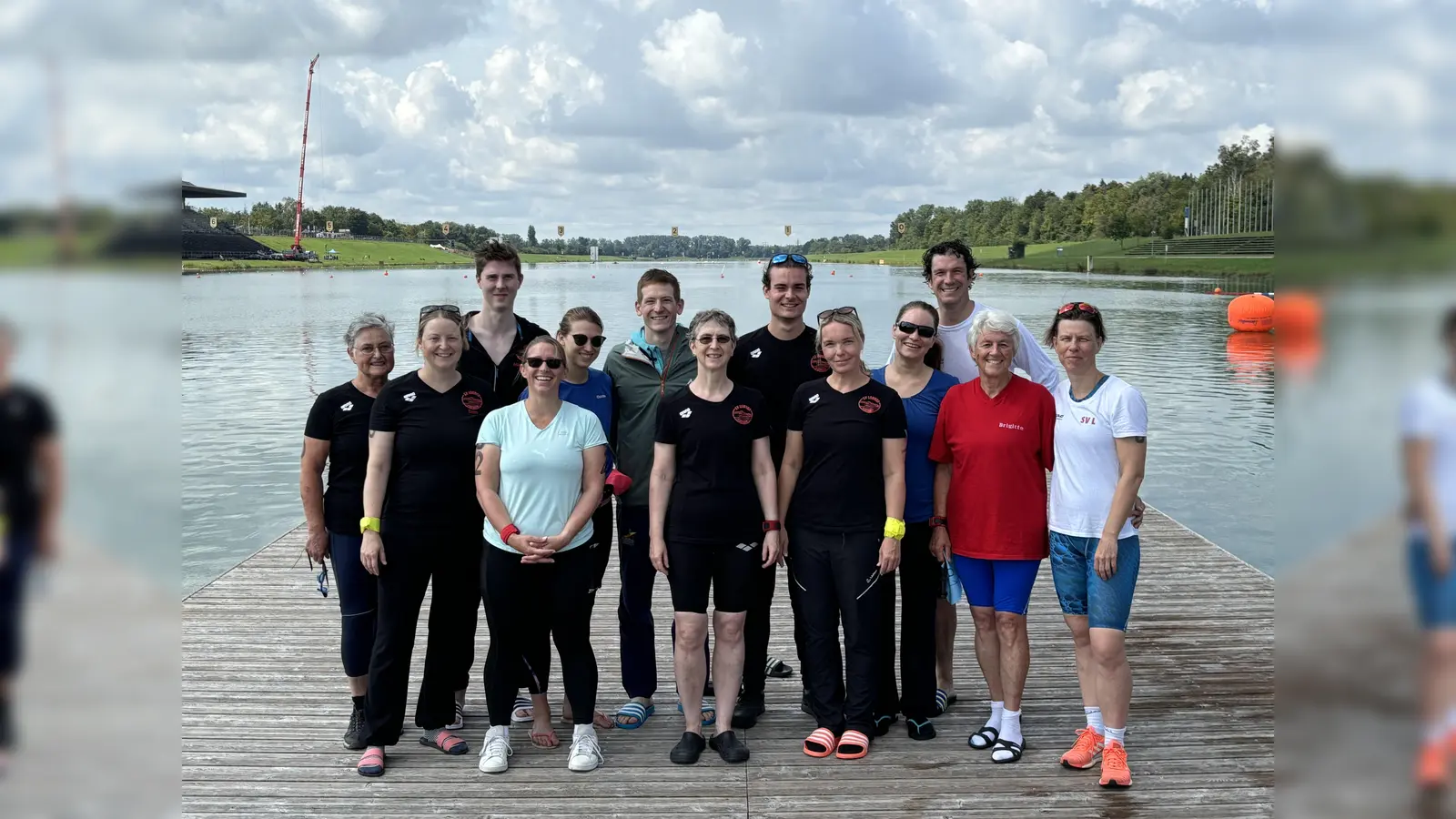 Waren richtig schnell im Freiwasser unterwegs: Sabine Riedel, Dorothee Wenzler, Martin Heine, Monika Schenkl, Kristina Motzler, Karsten Motzler, Rita Bick, Johannes Bick, Monika Lettner, Maike Müller, Frank Clar, Brigitte Weinzierl und Kathrin Franell.  (Foto: SV Lohhof)