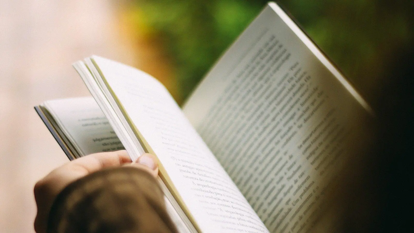 Die Lesefüchse lesen Märchen und kurze Geschichten vor. (Foto: CCO)