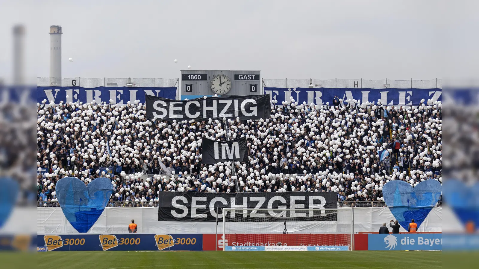 Beispiellose Treue: der Giesinger Anhang. (Foto: Anne Wild)
