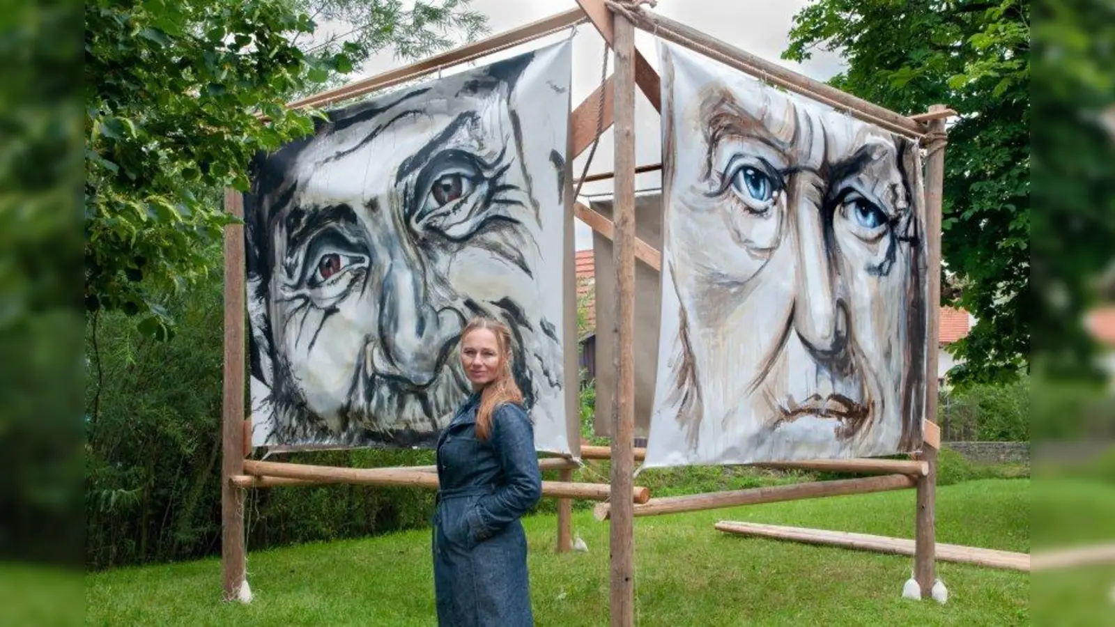 Die französische Malerin Nathalie Bopp installiert ihre Arbeiten gern frei in der Landschaft, um die Menschen zum Nachdenken über den Wert der Natur anzuregen. (Foto: Nathalie Bopp)