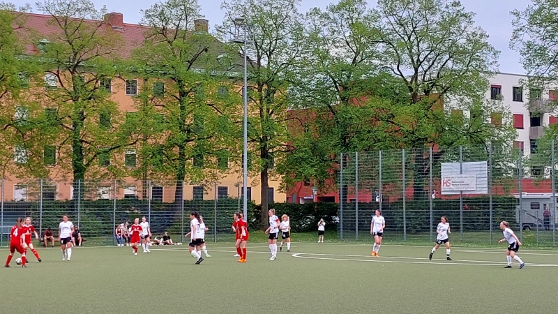 Bayernligist FC Stern München (weiß) trifft zum Rückrundenstart auf den FC Ingolstadt 04 II. (Archivbild: bas)