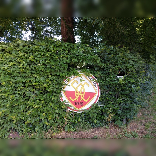 Die Sportanlage des SC Amicitia München in der Dietrichstraße ist kein gutes Pflaster für ambitionierte Pokalmannschaften: Erneut verlor hier der FC Stern. (Archivbild: bas)