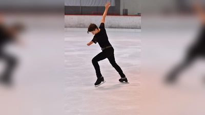 Das Anzinger Eislauftalent Marc Delbrouck belegte bei den Deutschen Jugendmeisterschaften den sehr gute 4. Platz.  (Foto: KREITMEIER.M MK-SPORTPHOTO.DE)