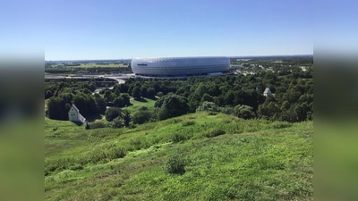 Die Parksituation in Fröttmaning soll sich deutlich verbessern, damit sich keiner gestört fühlt. (Symbolbild: Daniel Mielcarek)
