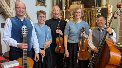 D'Salmdorfer Stubenmusi lädt zum Konzert in die Kirche Mariä Himmelfahrt ein. (Foto: Ralph Unglauben)