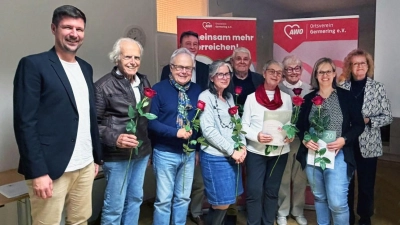 (von links): Daniel Liebetruth (Vorsitzender), Heinz Wichert, Klaus-Dieter Schiffauer, Peter Falk (Kreisvorsitzender der AWO FFB), Saskia Schon (Geschäftsführung), Dieter Müller, Ursula Leis, Renate Müller, Sandra Haseneder-Hnat, Sabine Schomburg (Vorsitzende).  (Foto: AWO)