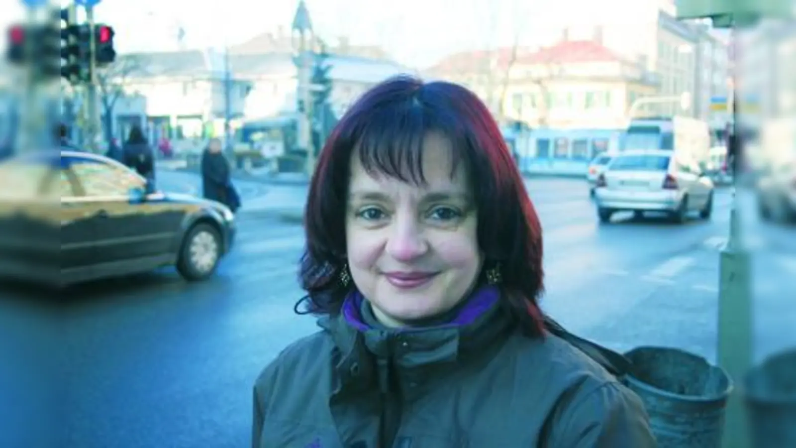 &lt;b&gt;Jutta Kawohl, Obermenzing&lt;/b&gt;<br>Der Verkehr in Pasing soll durch die Nordumgehung entzerrt werden, und das finde ich sehr sinnvoll. Jetzt wird auch endlich der Pasinger Bahnhof umgebaut, was dringend notwendig war. Vor allem ältere Menschen und Mütter mit Kinderwägen brauchen Aufzüge und Rolltreppen. (Foto: cm)