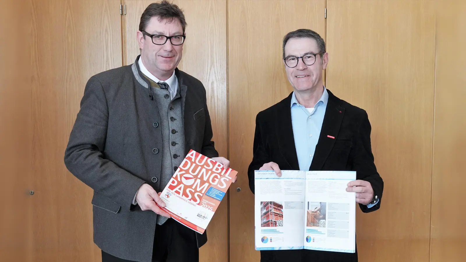 Der neue Ausbildungskompass vereinfacht jungen Menschen die Suche nach der passenden Ausbildung, einem Praktikum oder Ferienjob. (Foto: LRA)