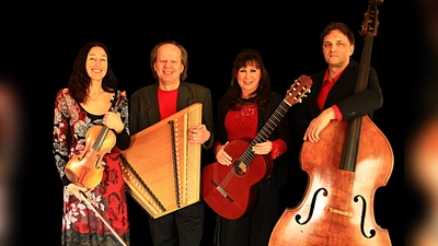 Weihnachtliche Klänge aus aller Welt präsentieren Rudi Zapf und seine Freunde.  (Foto: Rudi Zapf)