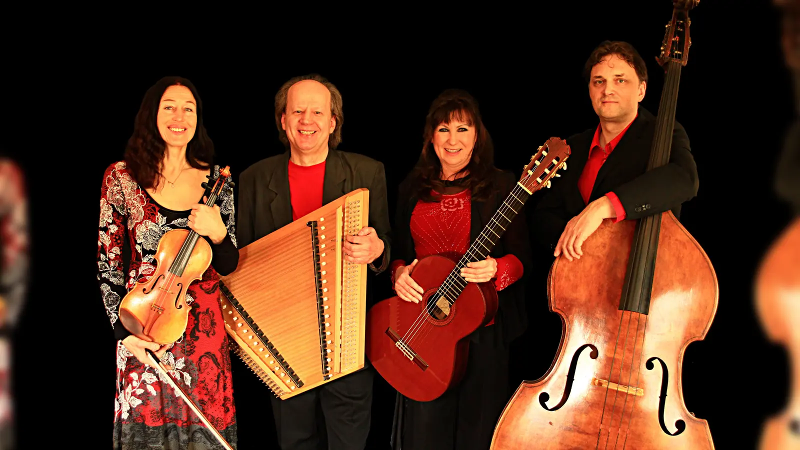 Weihnachtliche Klänge aus aller Welt präsentieren Rudi Zapf und seine Freunde.  (Foto: Rudi Zapf)