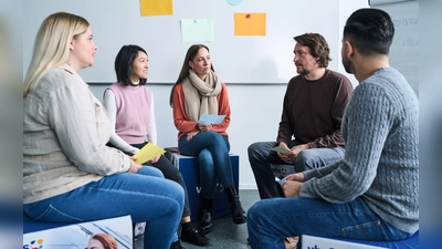 In den Sprachkursen sind Anfänger genauso willkommen wie Fortgeschrittene, die sich laufenden Kursen anschließen möchten.  (Foto: 2022 DVV, Frank Schemmann)