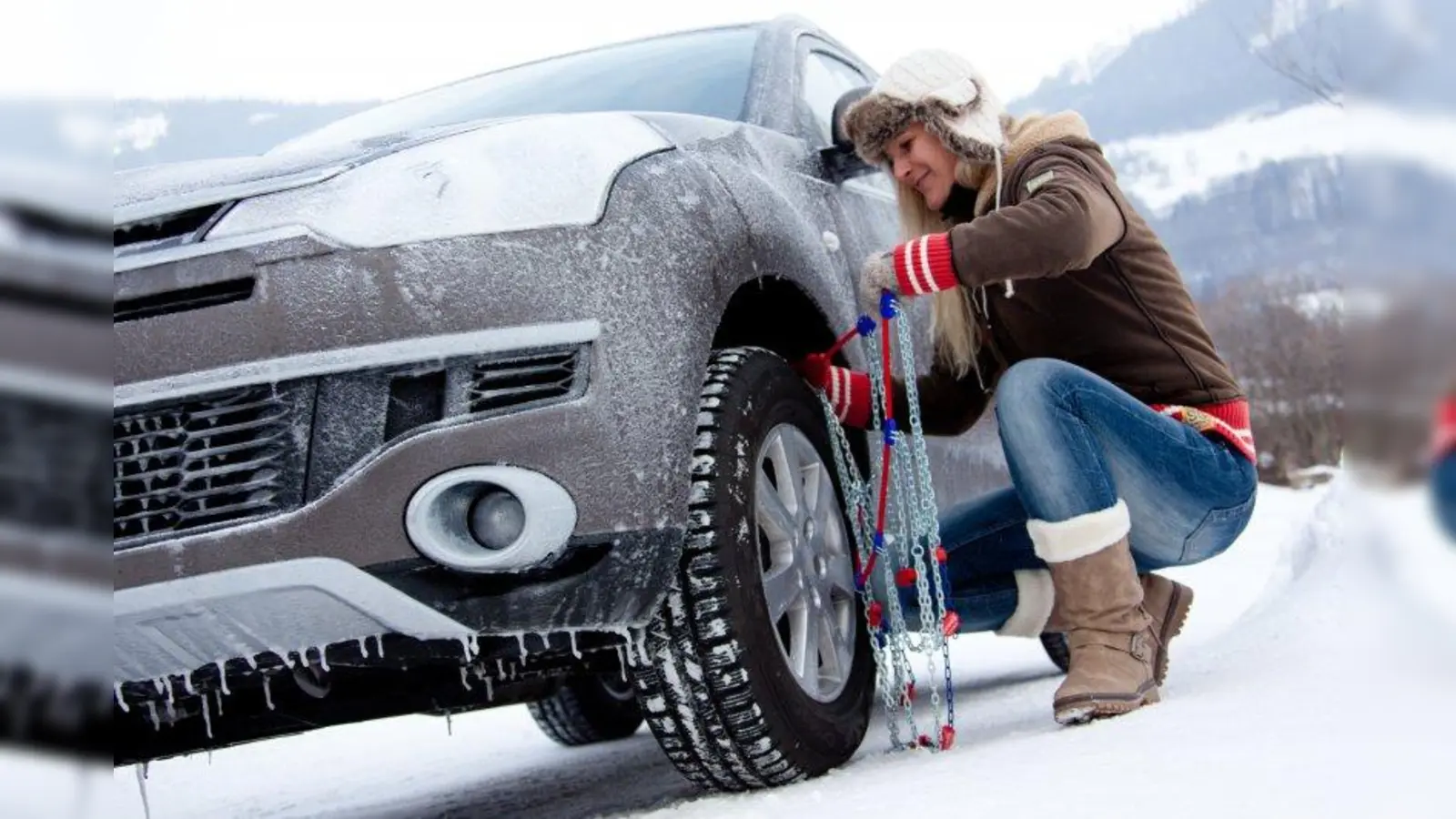 In den Alpen herrscht teilweise Schneeketten-Pflicht. Deshalb unbedingt einen Kettensatz dabei haben, rät der ADAC. (Foto: Foto: ADAC)