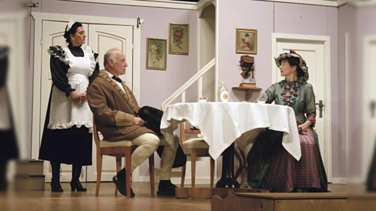 Den feschen Theodor bringen hübsche Frauen immer wieder in Bedrängnis. 	 (Foto: VA)