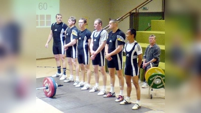 Starke Männer: die Forstenrieder Heber.